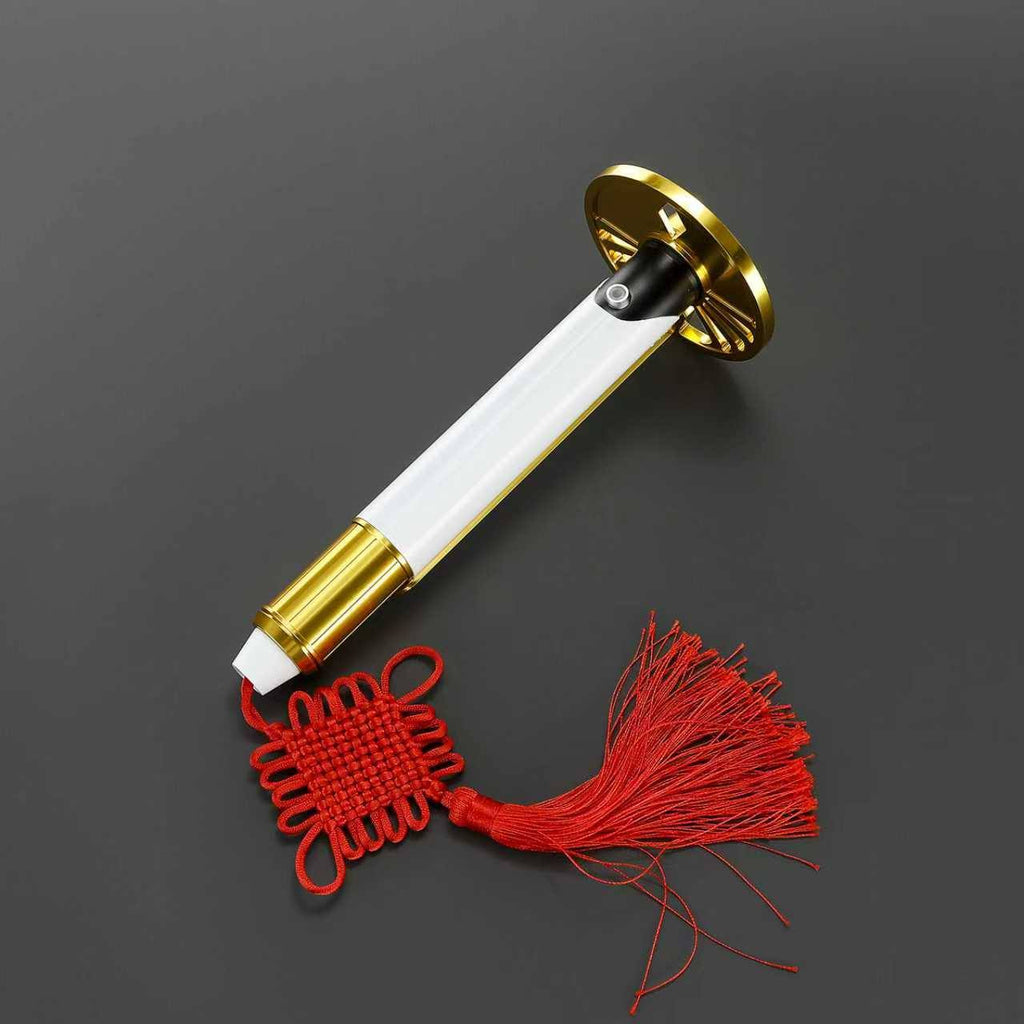 Lily Tora Alta república lightsaber