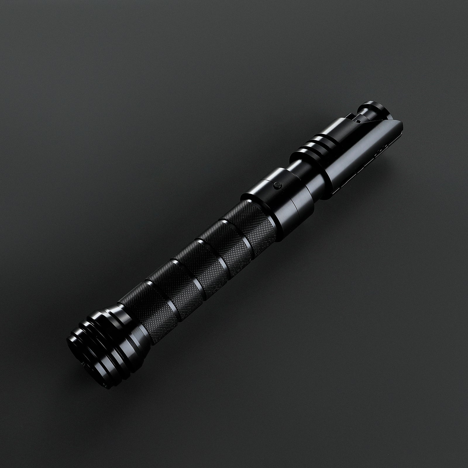Romulu lightsaber
