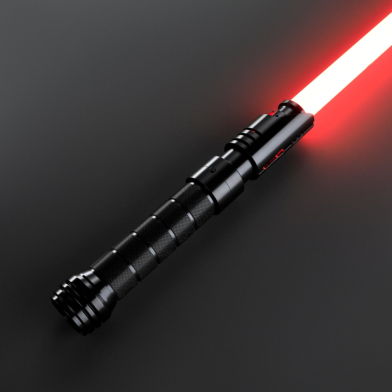 Romulu lightsaber
