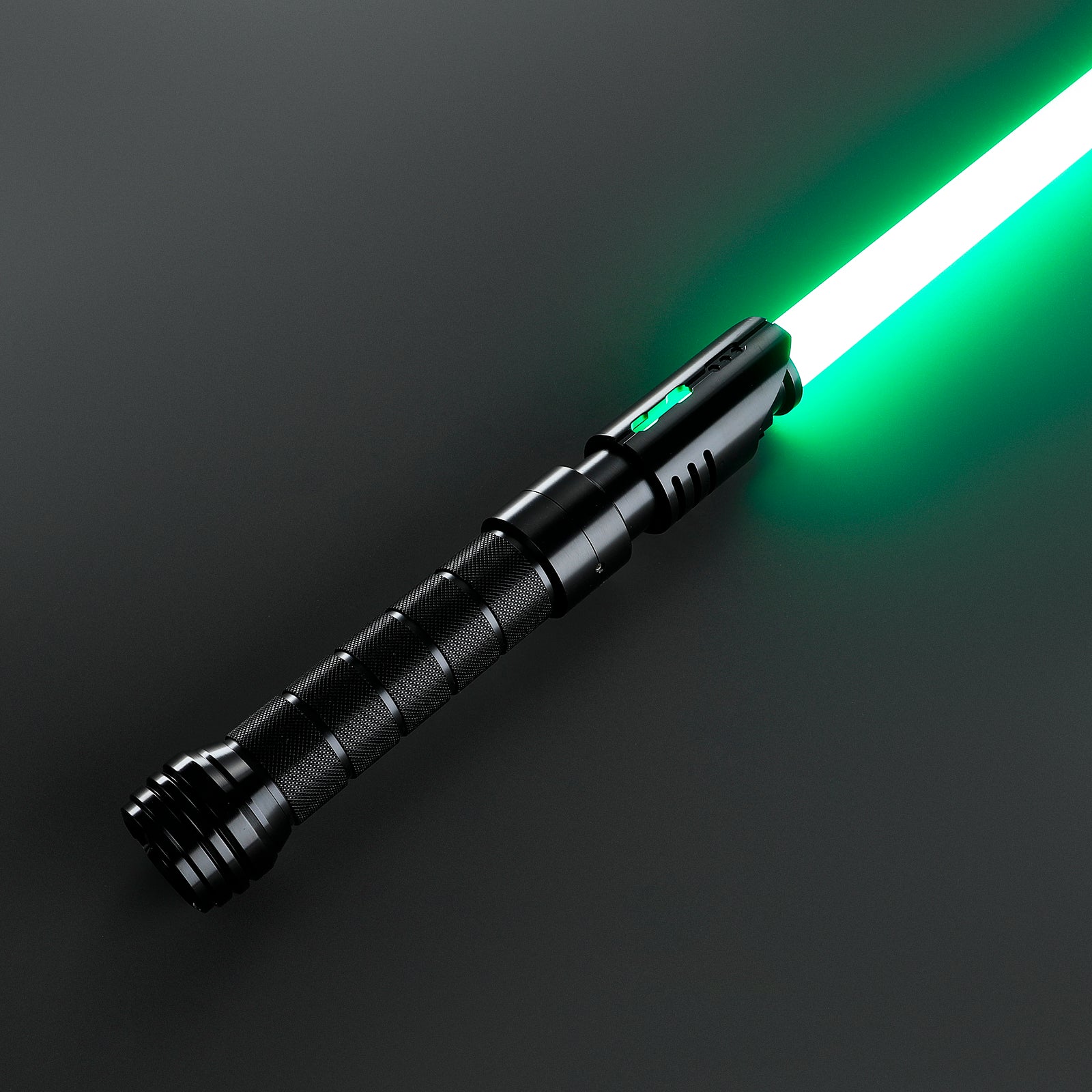 Romulu lightsaber