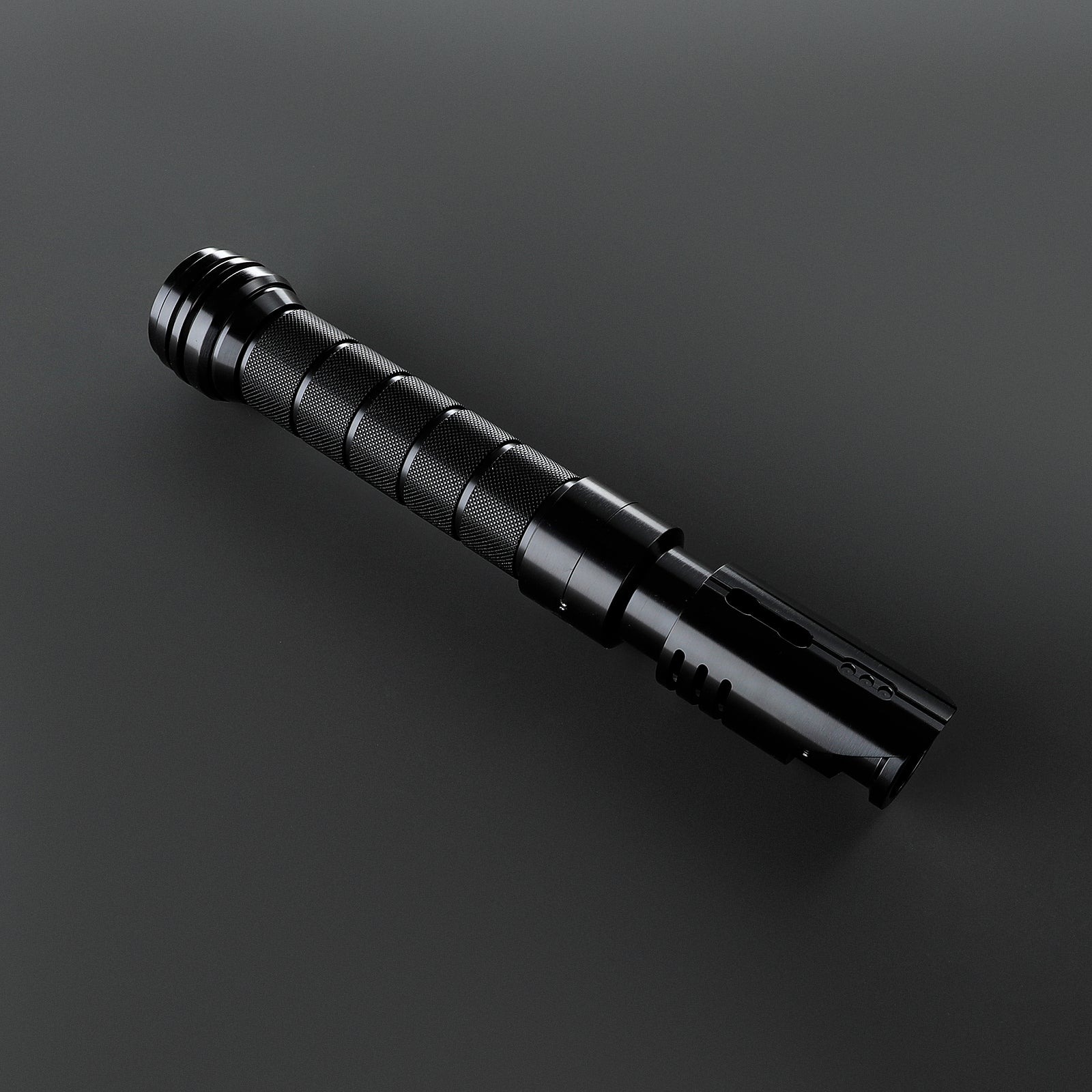Romulu lightsaber