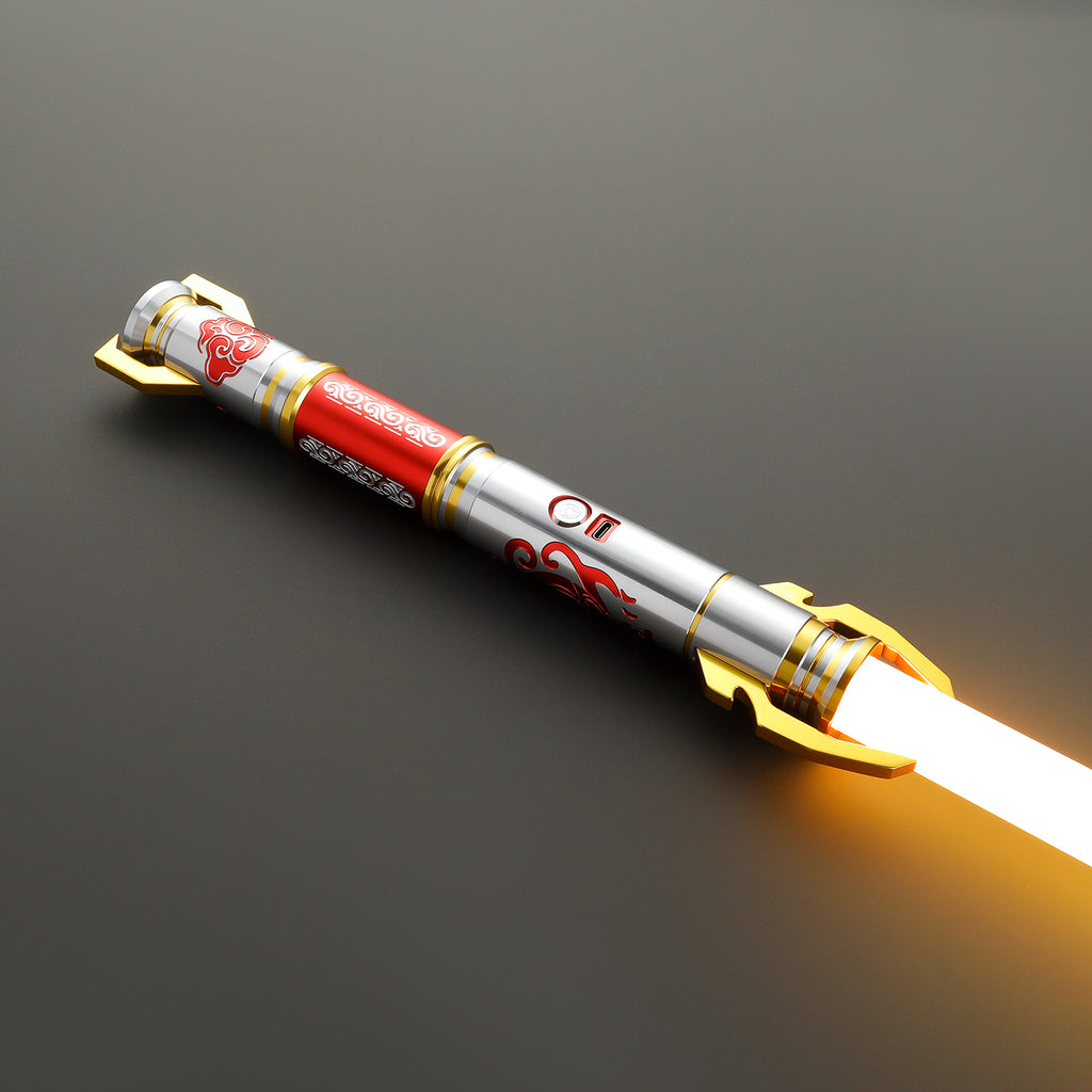 Colmillo lightsaber