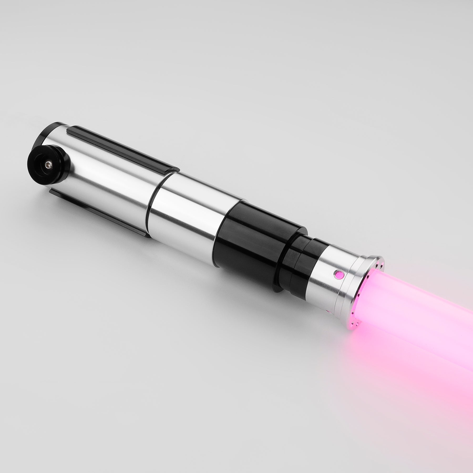 Even piell lightsaber